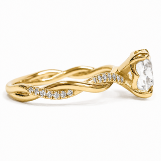 Round Brilliant Pavé Ring – Lab Grown Diamond – 14K/18K Yellow Gold – 28 Side Stones