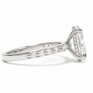 Oval Brilliant with Pavé Marquise Band – Lab-Grown Diamond – 14K/18K White Gold – 30 Side Stones
