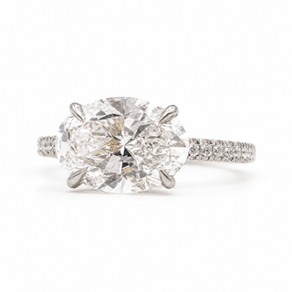 Oval Brilliant Pavé Ring – Lab Grown Diamond – 14K/18K White Gold – 20 Side Stones