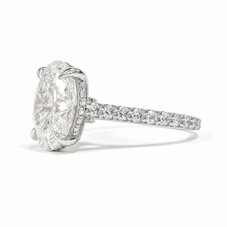 Oval Brilliant Pavé Ring with Hidden Halo – Lab Grown Diamond – 14K/18K White Gold – 44 Side Stones