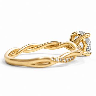 Round Brilliant Pavé Ring – Lab Grown Diamond – 14K/18K Yellow Gold – 28 Side Stones