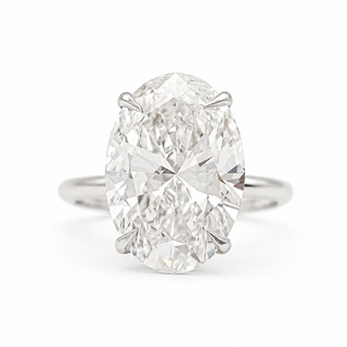 Oval Brilliant Solitaire Ring – Lab Grown Diamond – 14K/18K White Gold