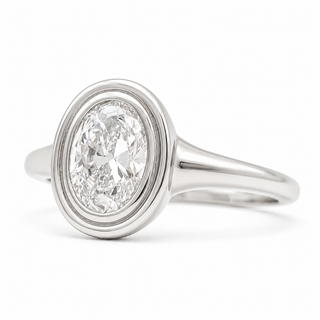 Oval Brilliant Solitaire Ring – Lab Grown Diamond – 14K/18K White Gold