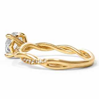 Round Brilliant Pavé Ring – Lab Grown Diamond – 14K/18K Yellow Gold – 28 Side Stones