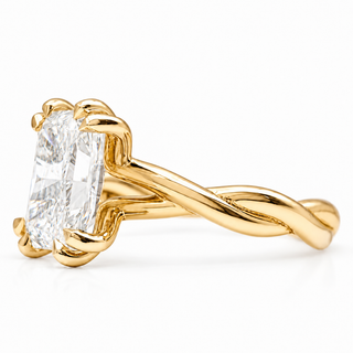 Radiant Cut Split Spiral Band Solitaire Ring – Lab Grown Diamond – 14K/18K Gold