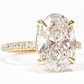Oval Brilliant Pavé Ring – Lab Grown Diamond – 14K/18K Yellow Gold – 18 Side Stones
