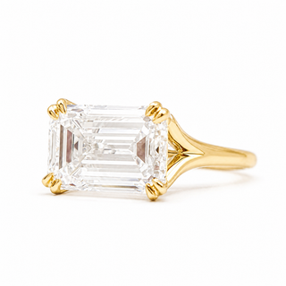 Emerald Cut Split Solitaire Ring – Lab-Grown Diamond – 14K/18K Yellow Gold