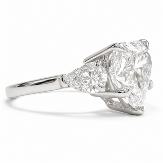 Heart Brilliant 3 Stone Ring – Lab Grown Diamond – 14K/18K White Gold – 2 Side Stones