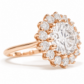 Round Brilliant Diana Ring – Lab Grown Diamond – 14K/18K Rose Gold – 14 Side Stones