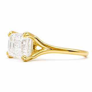 Emerald Cut Split Solitaire Ring – Lab-Grown Diamond – 14K/18K Yellow Gold