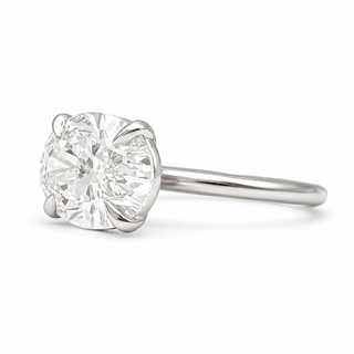 Oval Brilliant Solitaire Ring – Lab Grown Diamond – 14K/18K White Gold