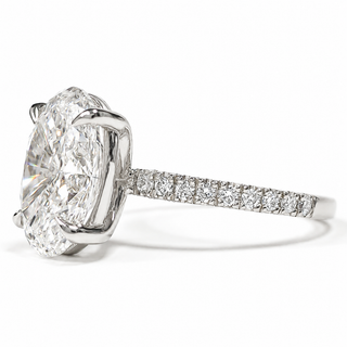 Oval Brilliant Pavé Ring – Lab Grown Diamond – 14K/18K Gold – 18 Side Stones
