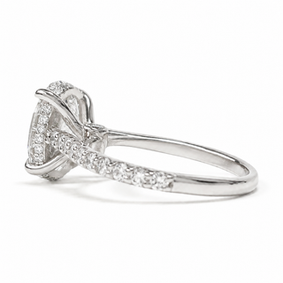 Oval Brilliant Pavé Ring with Hidden Halo – Lab Grown Diamond – 14K/18K White Gold – 44 Side Stones