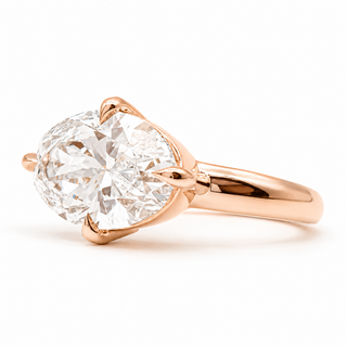 Oval Brilliant Solitaire Ring – Lab Grown Diamond – 14K/18K Gold