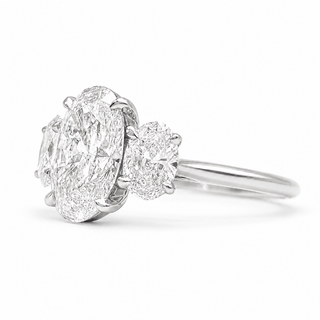 Oval Brilliant 3 Stone Ring – Lab Grown Diamond – 14K/18K White Gold – 2 Side Stones