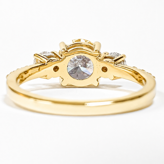 Round Brilliant Pavé Ring – Lab Grown Diamond – 14K/18K Yellow Gold – 10 Side Stones