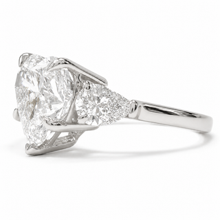 Heart Brilliant 3 Stone Ring – Lab Grown Diamond – 14K/18K White Gold – 2 Side Stones