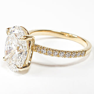 Oval Brilliant Pavé Ring – Lab Grown Diamond – 14K/18K Yellow Gold – 18 Side Stones
