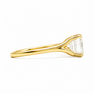 Emerald Cut Split Solitaire Ring – Lab-Grown Diamond – 14K/18K Yellow Gold