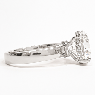 Round Brilliant Hidden Halo Solitaire Ring – Lab Grown Diamond – 14K/18K White Gold – 24 Side Stones