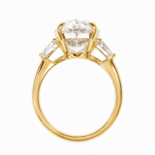 Pear Shape 3 Stone Ring – Lab Grown Diamond – 14K/18K Yellow Gold – 2 Side Stones