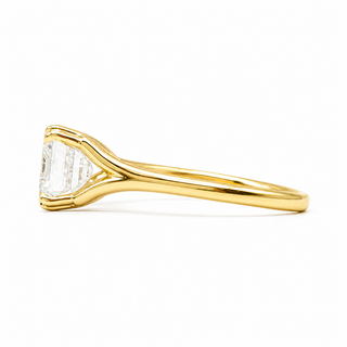 Emerald Cut Split Solitaire Ring – Lab-Grown Diamond – 14K/18K Yellow Gold