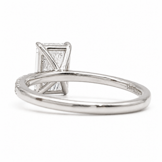 Emerald Cut with Pavé Band – Lab-Grown Diamond – 14K/18K White Gold – 18 Side Stones