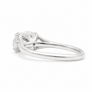 Oval Brilliant Solitaire Ring – Lab Grown Diamond – 14K/18K White Gold