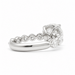 Round Brilliant Pavé Ring – Lab Grown Diamond – 14K/18K White Gold – 30 Side Stones