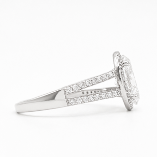 Oval Brilliant Split Pavé with Halo Ring  – Lab Grown Diamond – 14K/18K White Gold – 54 Side Stones