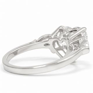 Heart Brilliant 3 Stone Ring – Lab Grown Diamond – 14K/18K White Gold – 2 Side Stones