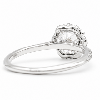 Round Brilliant Flower Pavé Ring – Lab Grown Diamond – 14K/18K White Gold – 32 Side Stones