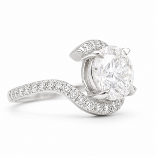 Round Brilliant Spiral Pavé Ring  – Lab Grown Diamond – 14K/18K Gold – 32 Side Stones