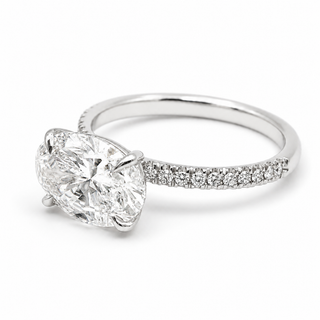 Oval Brilliant Pavé Ring – Lab Grown Diamond – 14K/18K White Gold – 20 Side Stones