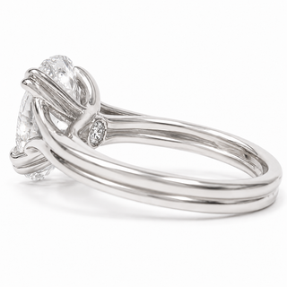 Oval Brilliant Split Band Solitaire Ring – Lab Grown Diamond – 14K/18K White Gold - 1 Side Stone Split Band
