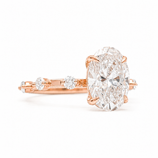 Oval Brilliant Pavé Ring– Lab-Grown Diamond – 14K/18K Rose Gold – 6 Side Stones