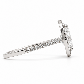 Oval Brilliant Pavé with Halo Ring  – Lab Grown Diamond – 14K/18K White Gold – 44 Side Stones