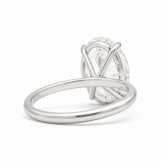 Oval Brilliant Solitaire Ring – Lab Grown Diamond – 14K/18K White Gold