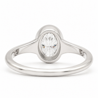 Oval Brilliant Solitaire Ring – Lab Grown Diamond – 14K/18K White Gold