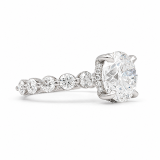 Round Brilliant Pavé Ring – Lab Grown Diamond – 14K/18K White Gold – 30 Side Stones