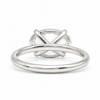 Oval Brilliant Solitaire Ring – Lab Grown Diamond – 14K/18K White Gold