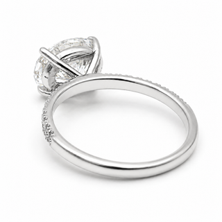 Oval Brilliant Pavé Ring – Lab Grown Diamond – 14K/18K White Gold – 20 Side Stones