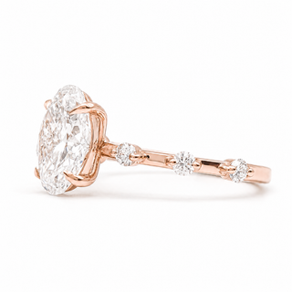 Oval Brilliant Pavé Ring– Lab-Grown Diamond – 14K/18K Rose Gold – 6 Side Stones