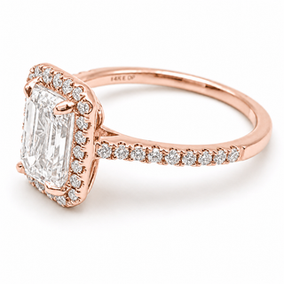 Emerald Cut with Pavé Band and Halo – Lab-Grown Diamond – 14K/18K Rose Gold – 40 Side Stones