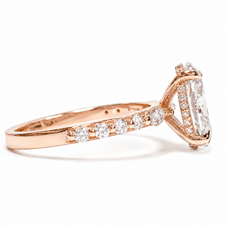 Oval Brilliant with Pavé Marquise Band – Lab-Grown Diamond – 14K/18K Rose Gold – 30 Side Stones