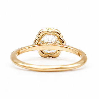 Round Brilliant Flower Pavé Ring – Lab Grown Diamond – 14K/18K Gold – 32 Side Stones