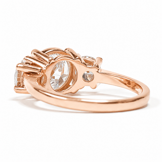 Round Brilliant 3 Stone Ring – Lab Grown Diamond – 14K/18K Rose Gold – 2 Side Stones