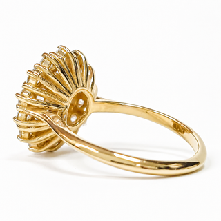Round Brilliant Diana Ring – Lab Grown Diamond – 14K/18K Yellow Gold – 14 Side Stones