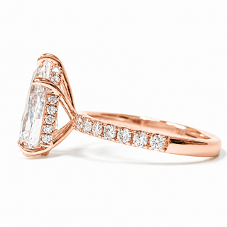 Pear Shape Pavé Ring with Hidden Halo – Lab Grown Diamond – 14K/18K Rose Gold – 32 Side Stones