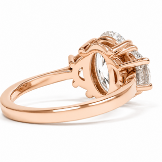 Oval Brilliant 3 Stone Ring – Lab Grown Diamond – 14K/18K Rose Gold – 2 Side Stones